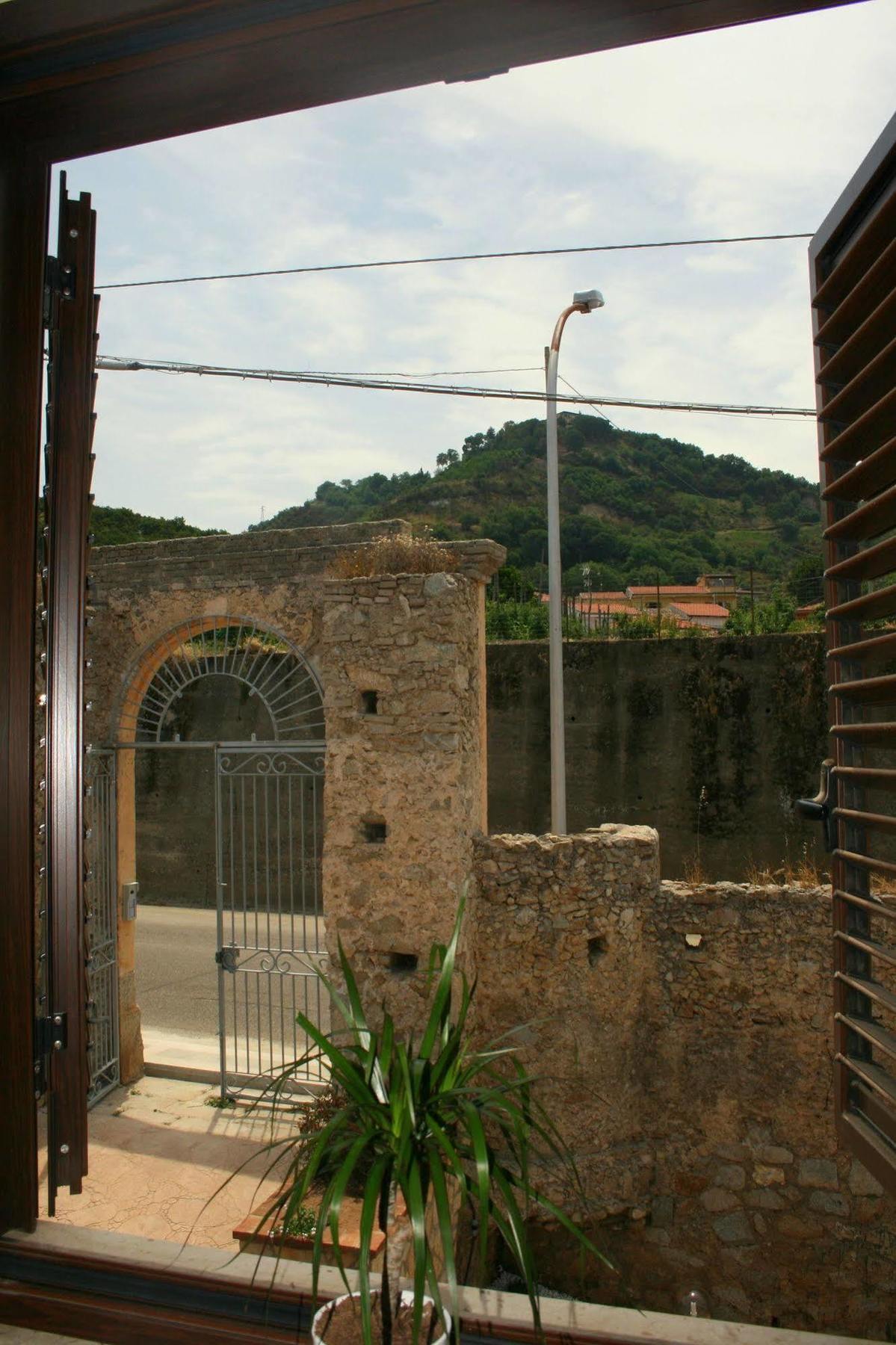 Appartamenti Porta Antica Di Tropea Exterior foto