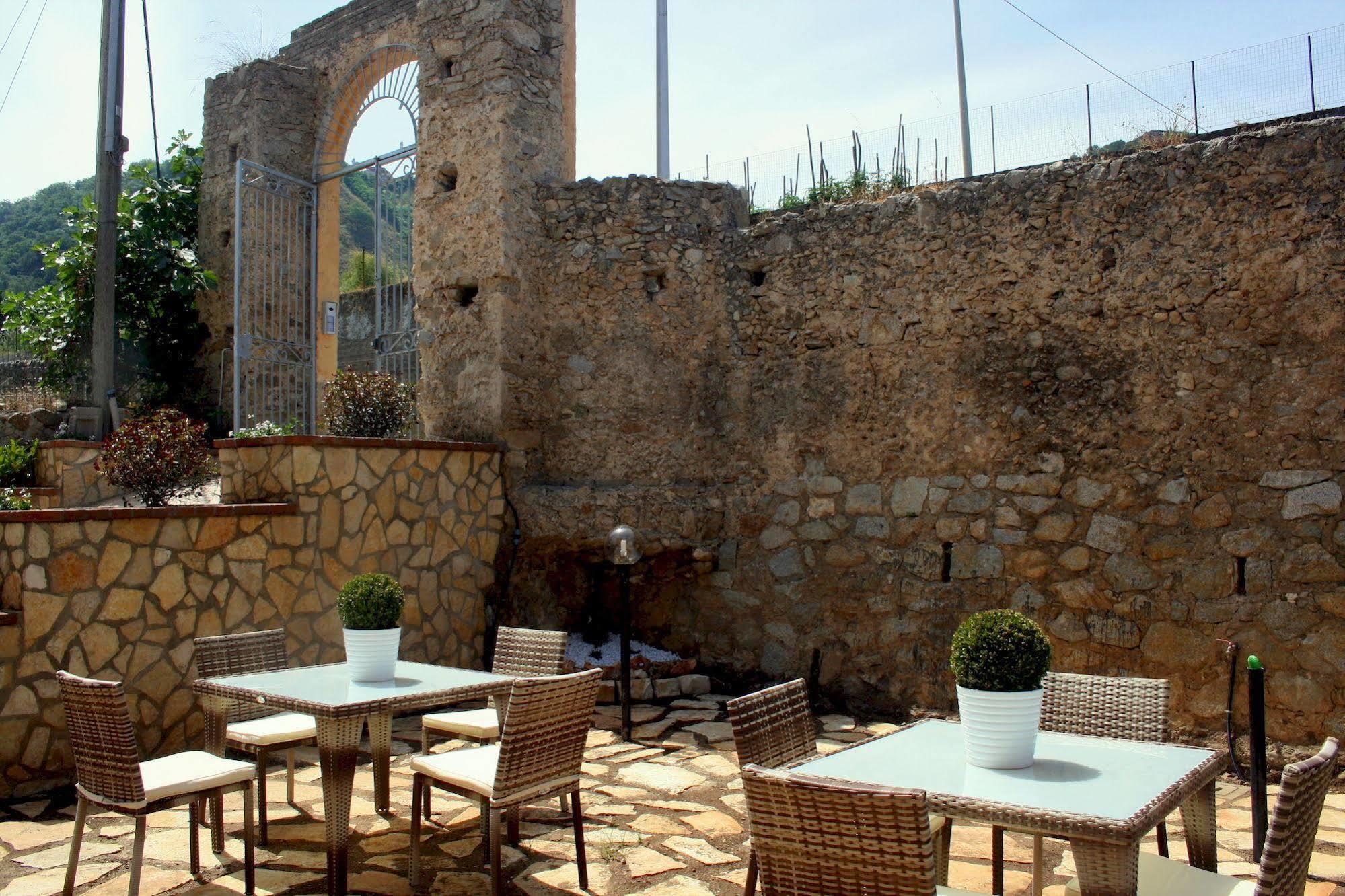 Appartamenti Porta Antica Di Tropea Exterior foto